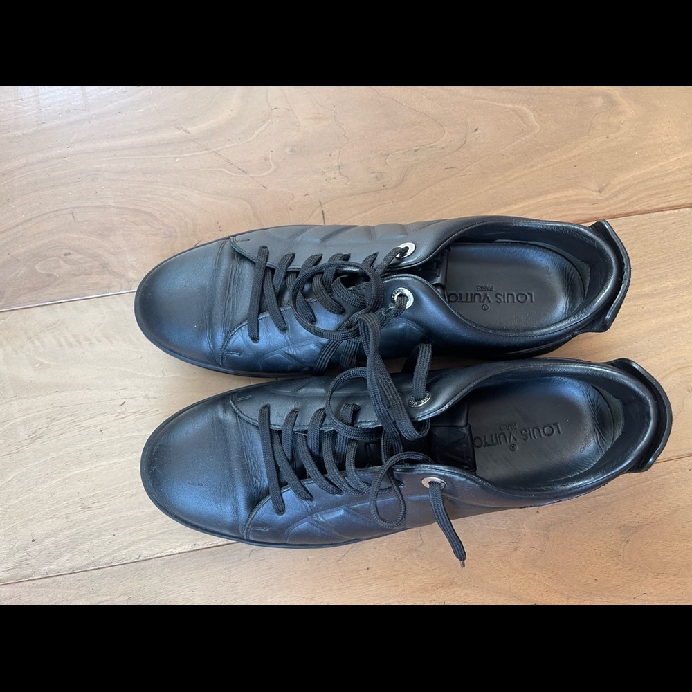 Authentic Louis vuitton man shoes